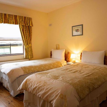 Mccarthy'S Westport Bed and Breakfast Exteriör bild