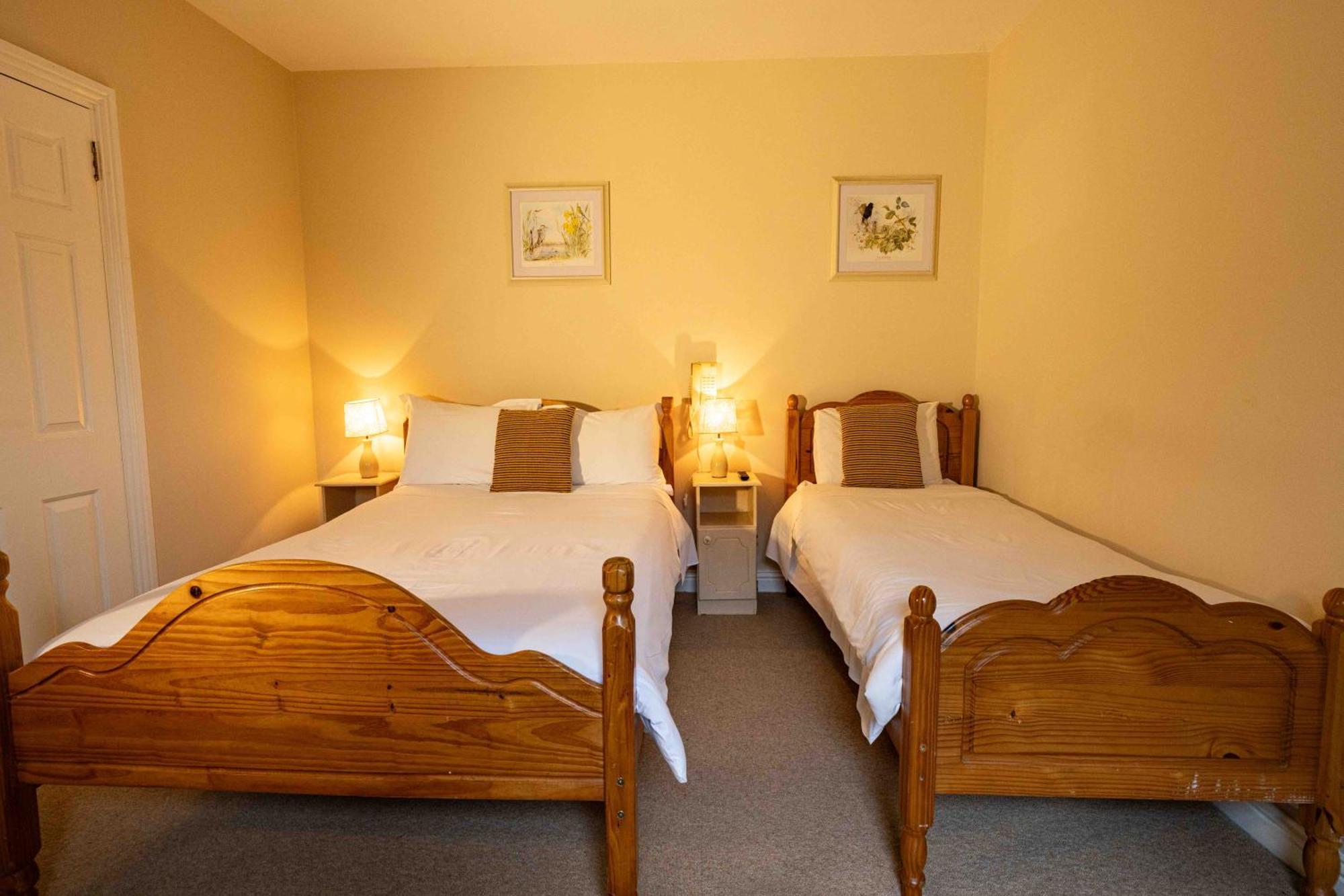 Mccarthy'S Westport Bed and Breakfast Exteriör bild